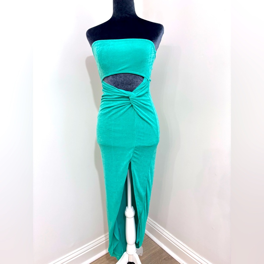 Who I Am Strapless Cut Out Maxi Dress Size 8 In Green
